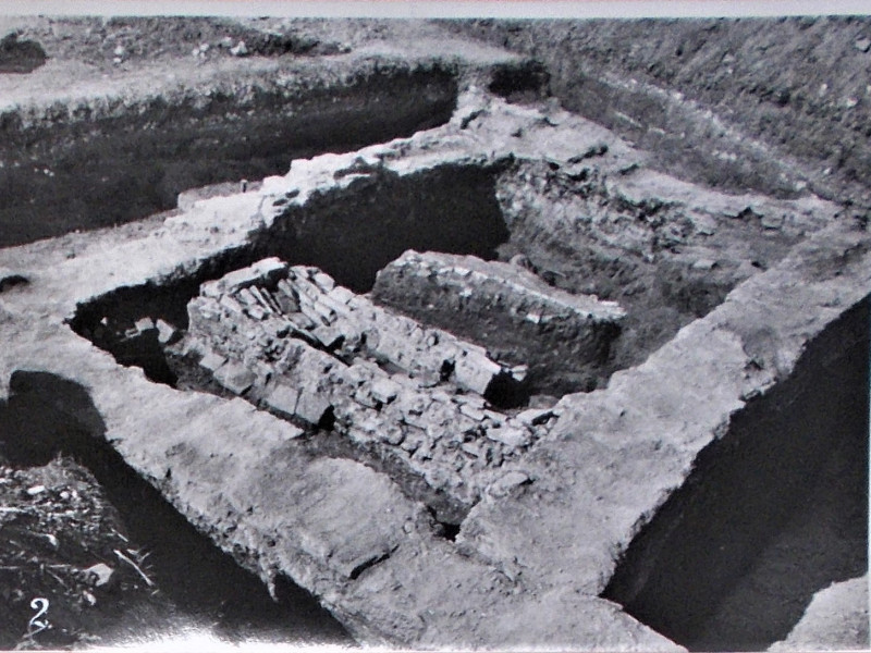 pronaosul bisericii medievale satul medieval maracineni caldararu cernica cantacuzino